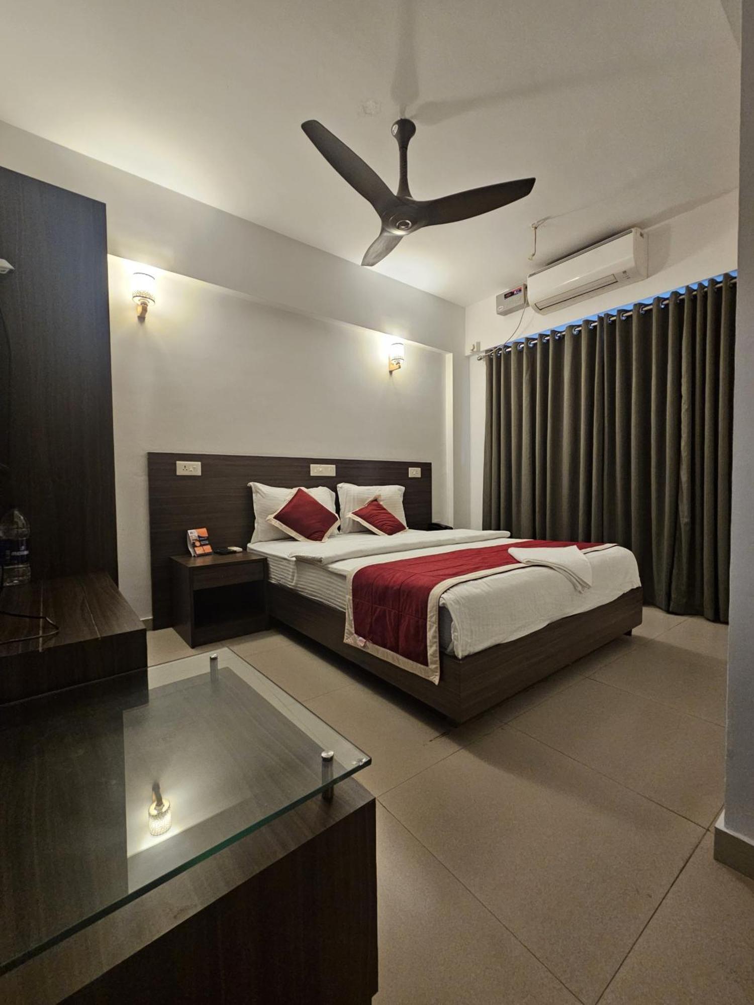 Four Squares Inn, Technopark Phase 3 Thiruvananthapuram Exterior photo